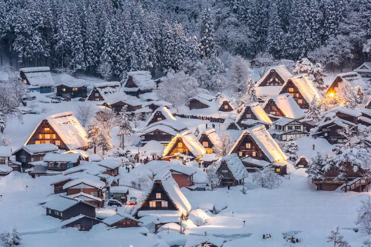 Winter in Shirakawa-go