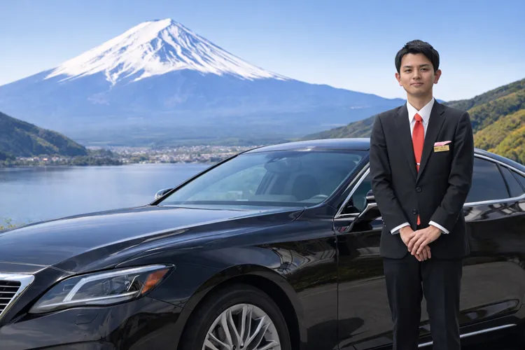 Private chauffeur service traveling between Tokyo and Kyoto in Japan