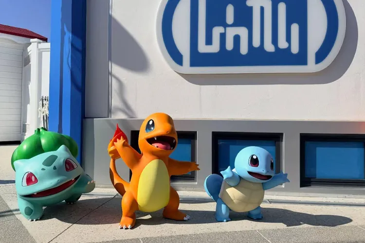 Bulbasaur, Charmander, and Squirtle at the Friendly Shop in Pokepark Kanton